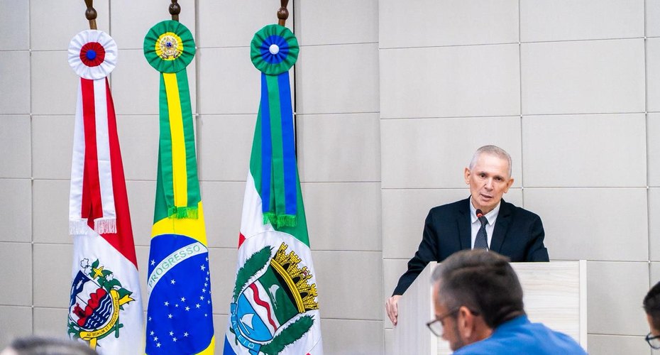 Pastor João Luiz é empossado vereador e destaca legado político em Maceió