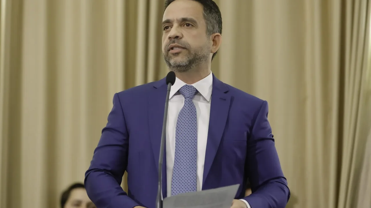 Dantas pede à ALE autorização de mais 300 milhões de dólares para ‘melhoria da situação fiscal do Estado’