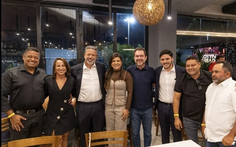 Deputado que mais destina investimentos para AL, Arthur Lira reforça a defesa do municipalismo alagoano durante Marcha dos Prefeitos