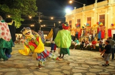 Prévias carnavalescas abrem os festejos em Maceió no domingo
