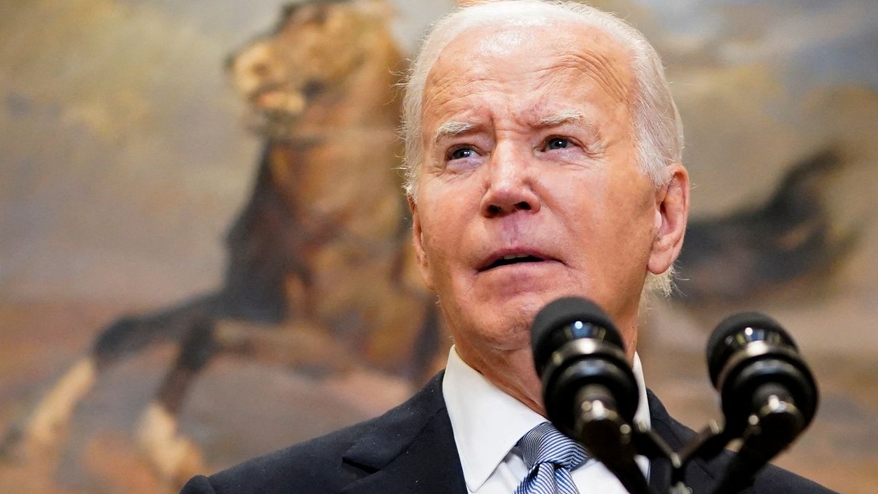 Viúva de bombeiro morto em comício de Donald Trump recusa ligação de Joe Biden após tiroteio