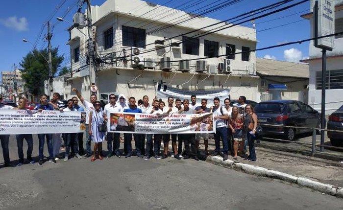 Protesto foi realizado no Centro de Maceió