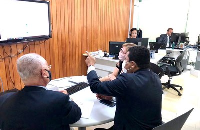 Júlio Cezar cumpre agenda em Brasília e comemora conquistas para Saúde do município 