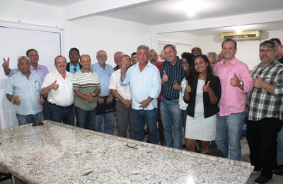 Candidato do Confea visita profissionais de Alagoas 