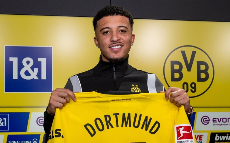 Borussia Dortmund anuncia retorno de Sancho por empréstimo