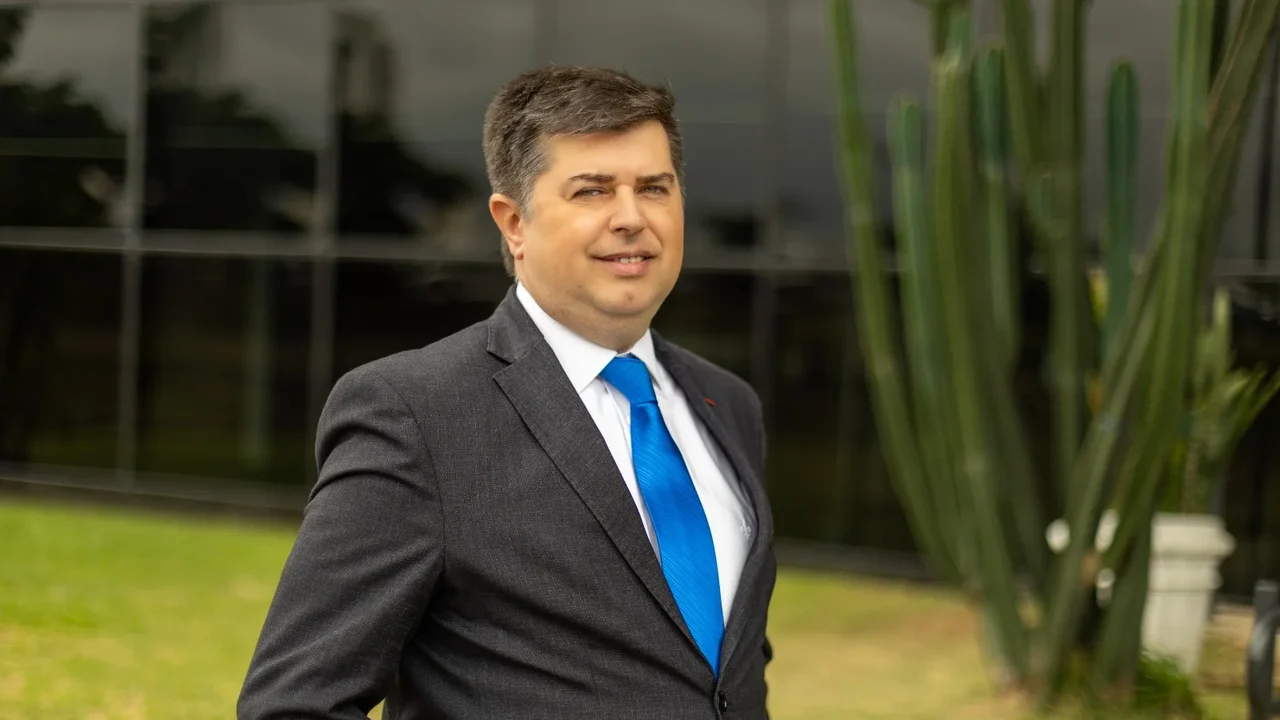 Os desafios do transporte de cargas em ano decisivo para o Brasil