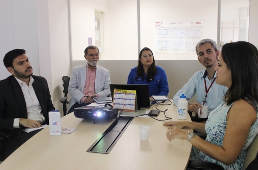 Seplag e Ufal compartilham experiências para atendimento ao cidadão