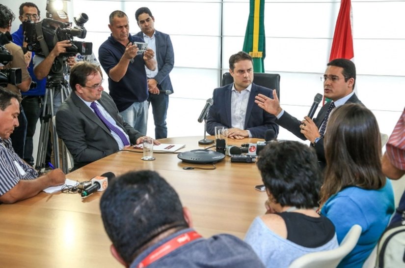 'Enquanto outros Estados exoneram, Alagoas convoca reserva Técnica'