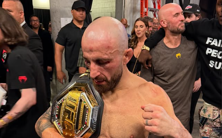 Volkanovski bate Diego Lopes, reconquista cinturão e frustra favoritismo do Brasil no UFC 314