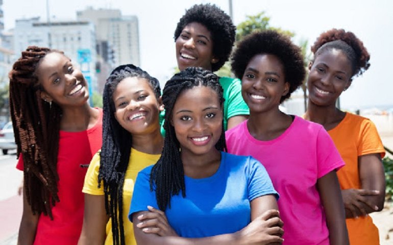 Mulheres São quase metade dos filiados, mas só 21% dos dirigentes de partidos