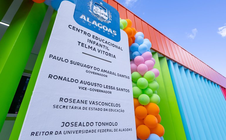 Governo de Alagoas entrega 78ª Creche Cria em Feliz Deserto