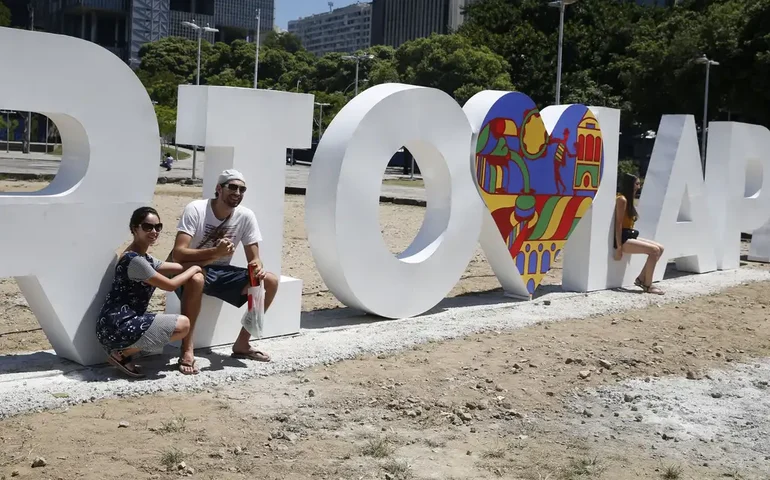 Lapa lidera ranking dos melhores bairros para encontros no Rio, aponta Happn