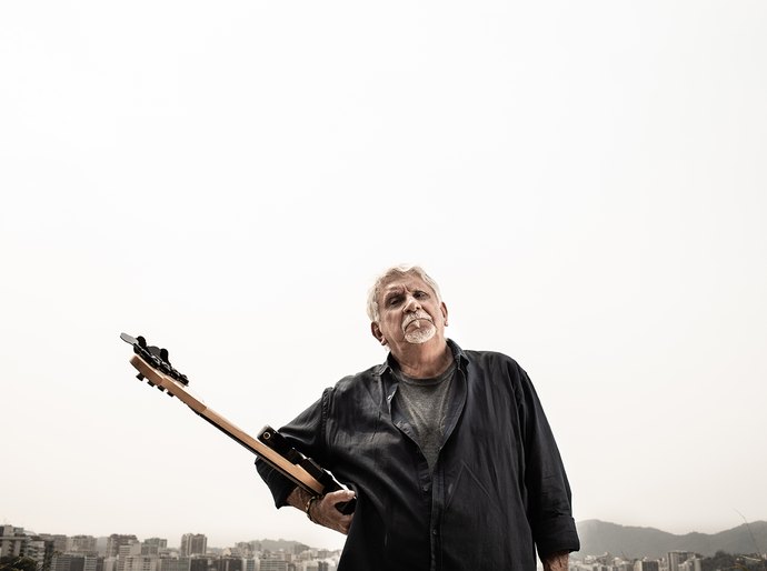 Lenda Azymuth apresenta show inédito em Curitiba neste sábado (17)