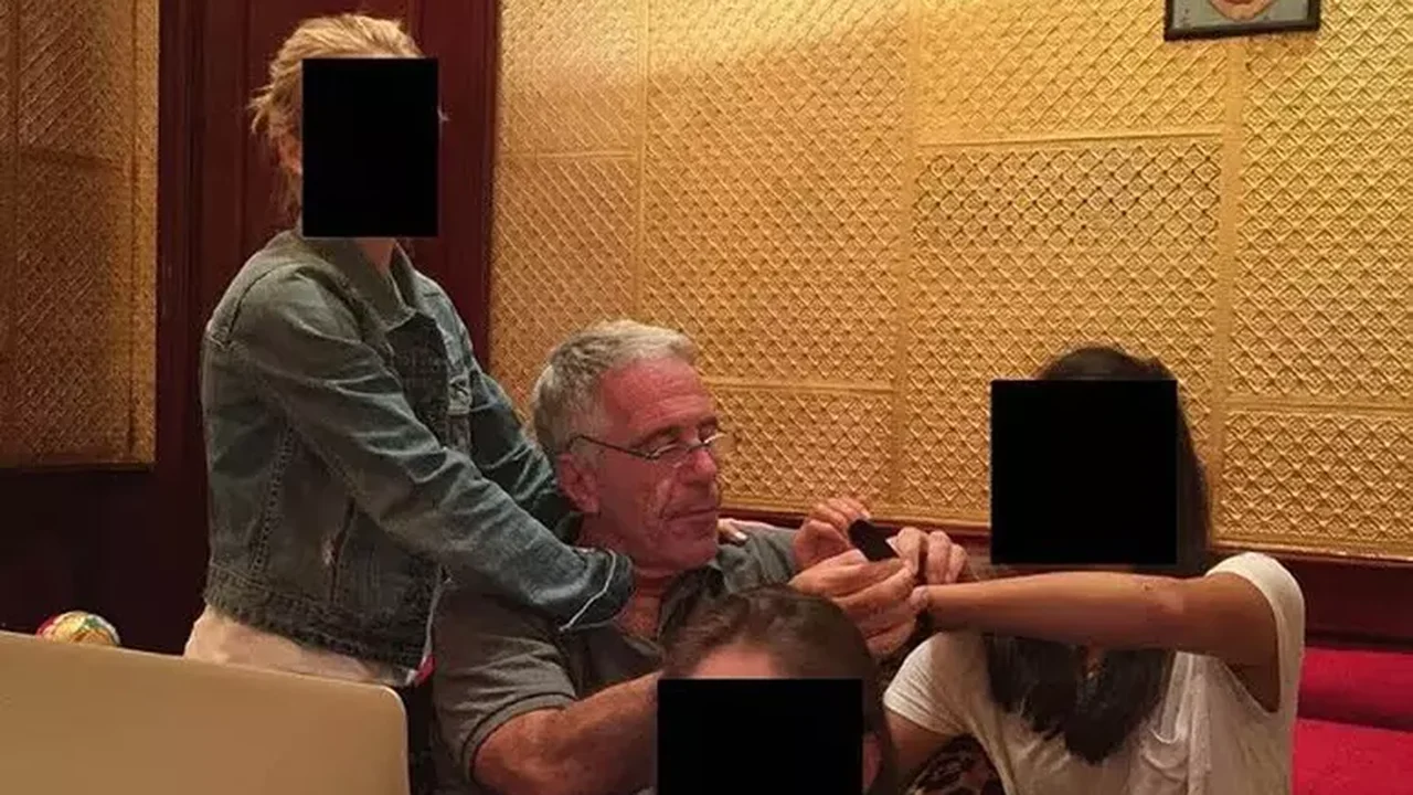 Departamento de Justiça dos EUA publica 11 mil arquivos de Epstein