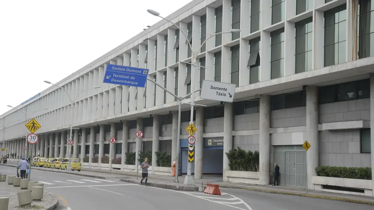 Vento forte cancela voo no Santos Dumont, mas aeroportos do Rio operam normalmente