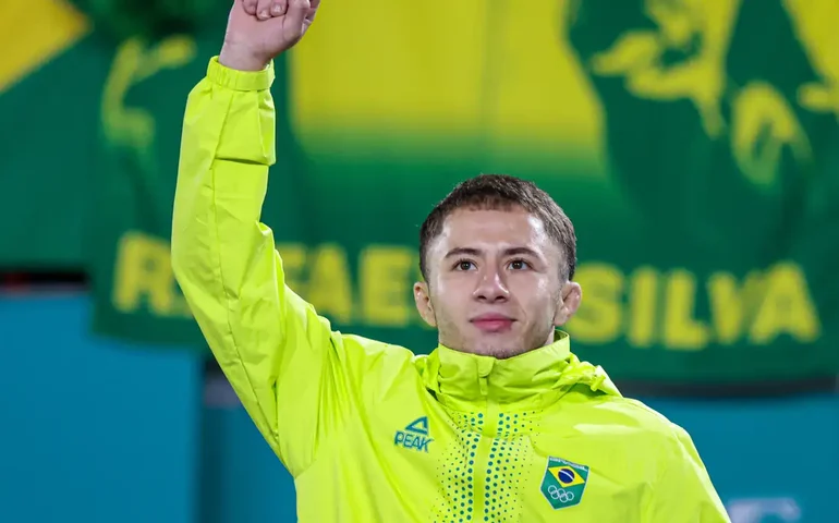 Michel Augusto se garante nos Jogos Olímpicos de Paris