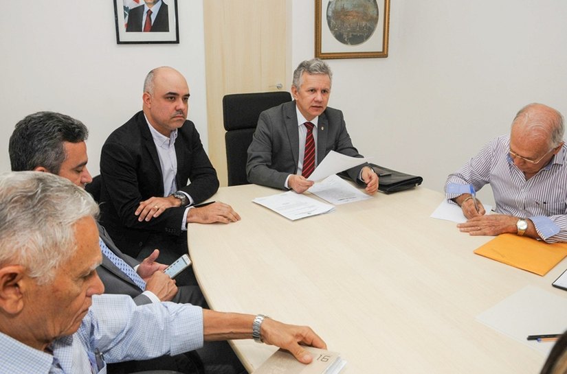 Prefeitura de Maceió sedia reunião do Focco e discute fortalecimento da transparência