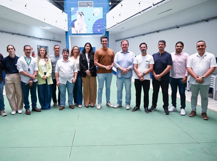 Sebema recebe comitiva de Caruaru para apresentar estrutura e fluxos do HC Pet