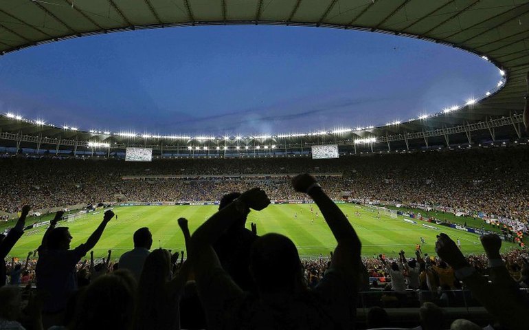 Maracanã será fechado para recuperação do gramado após jogo entre Flamengo e Inter