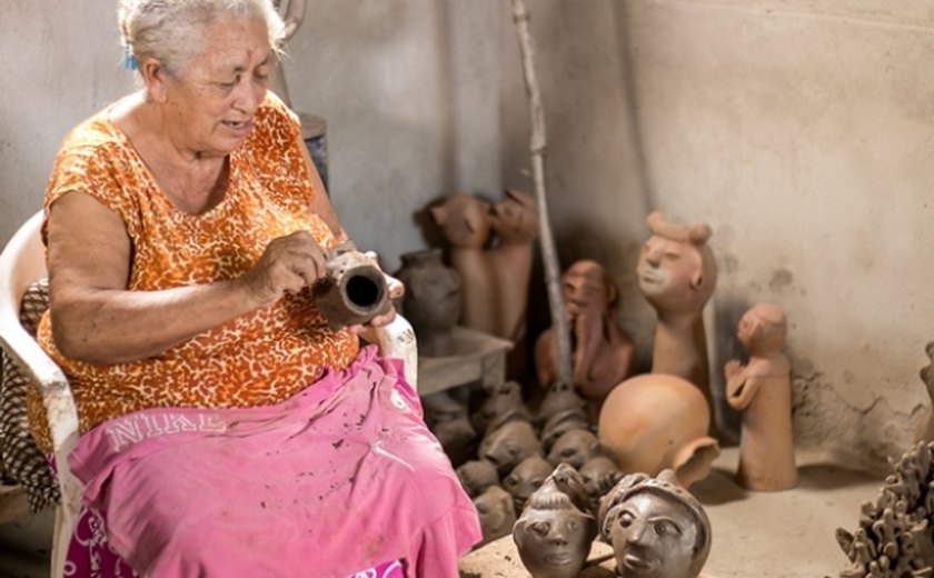 De União dos Palmares: o mundo de barro da artesã Dona Irinéia