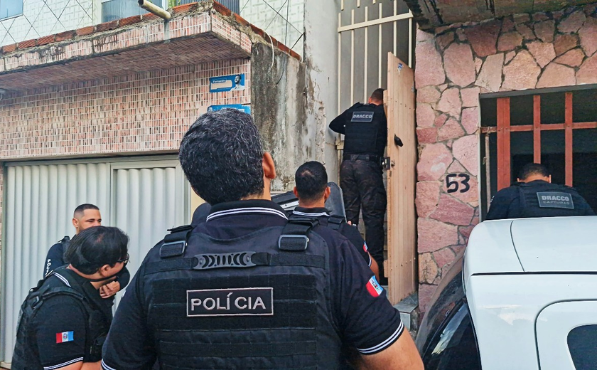 Operação policial contra grupos criminosos termina com 32 presos em Maceió e no interior