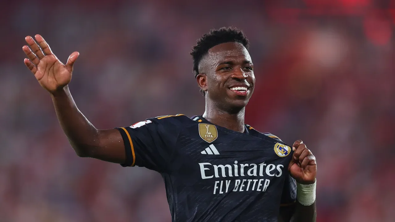 Vini Jr. é eleito o sexto melhor jogador do mundo em cerimônia da Bola de Ouro