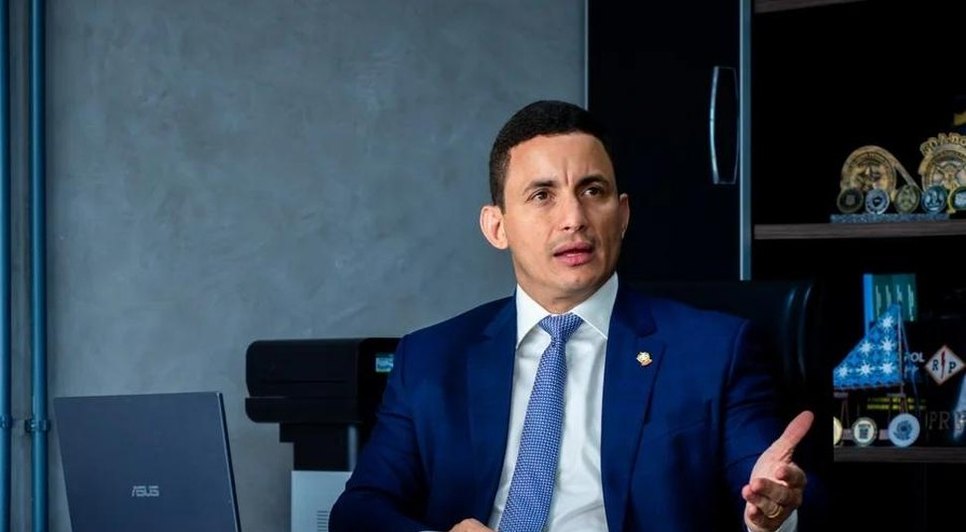 Gustavo Xavier do Nascimento, então delegado-geral da Polícia Civil de Alagoas: despesas com passagens foram pagas durante período em que ele estava afastado cautelarmente pela Justiça Federal. - Foto: Reprodução