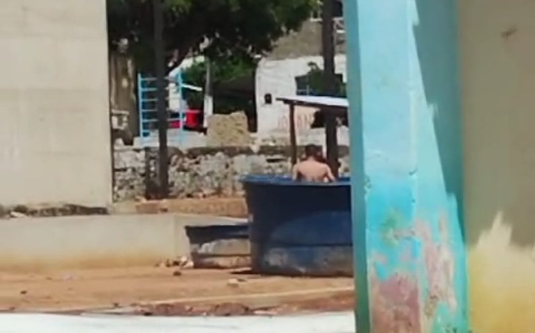 Insólito refúgio urbano: casal aproveita caixa de água para fugir do calor e fazer sexo no Jardim Brasil