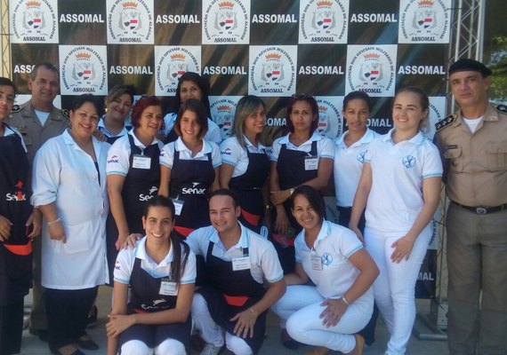Mães participam de programação especial na Assomal