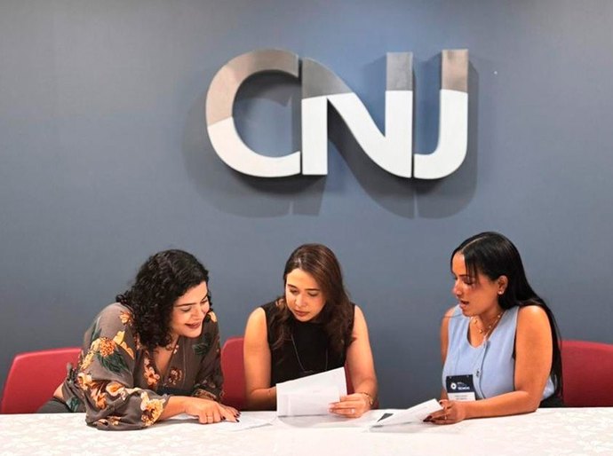 Integrantes de equipe multidisciplinar do TJAL participam de evento do CNJ