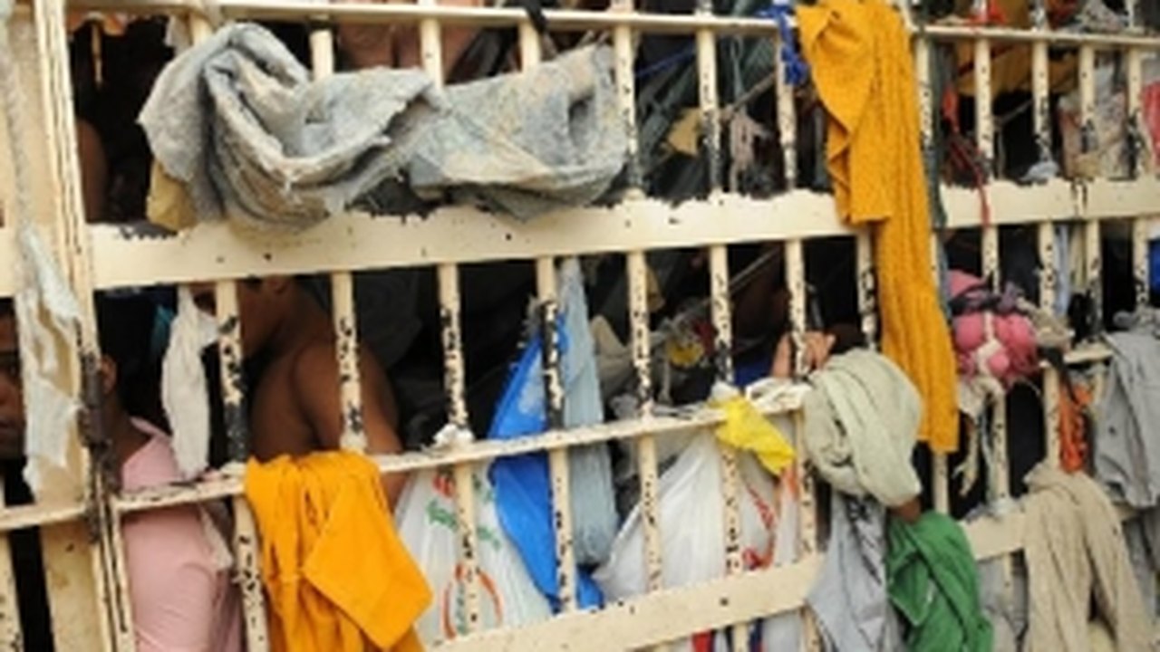 Maranhão: crise revela incapacidade de lidar com questão carcerária, diz especialista