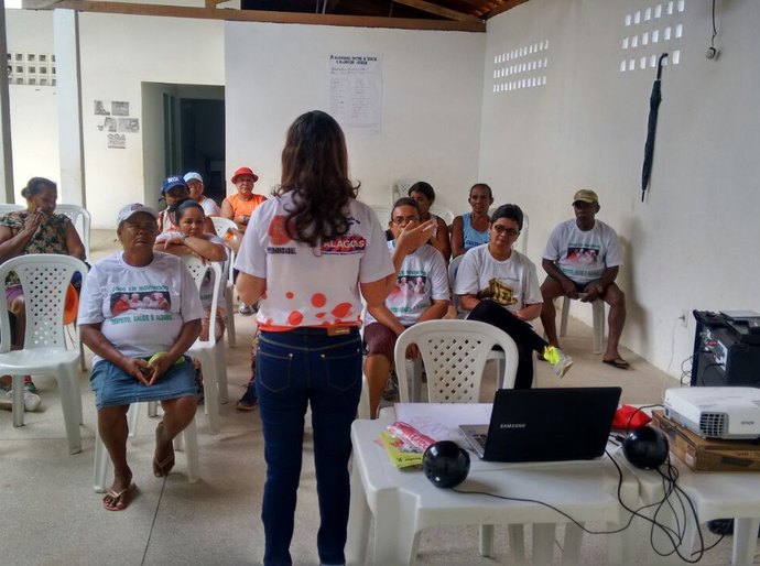 Hemoal Coruripe realiza palestra sobre a doação de sangue e medula