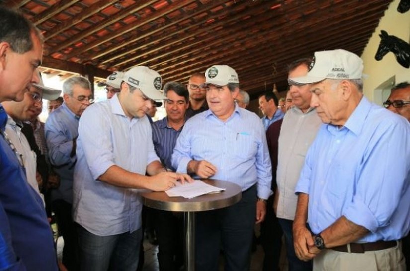 Renan Filho quer carne de Alagoas ocupando supermercados do Estado