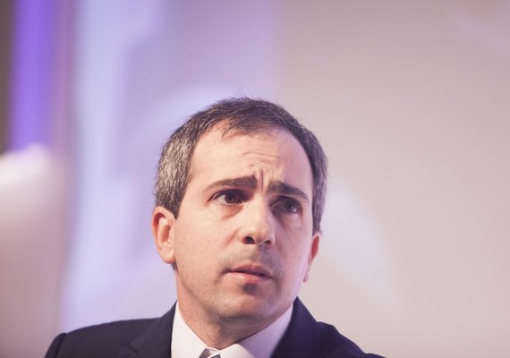 Diretor do BC diz ver fenômeno novo no câmbio e volatilidade maior que desejada