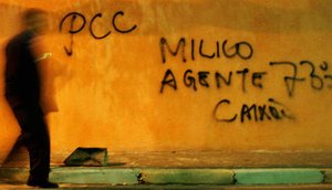 pichacao-do-pcc-em-muro-de-sao-paulo-31072023103527801