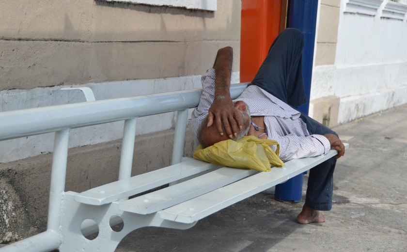 Saúde inicia ciclo de capacitações nas unidades do interior visando pessoas em situação de rua