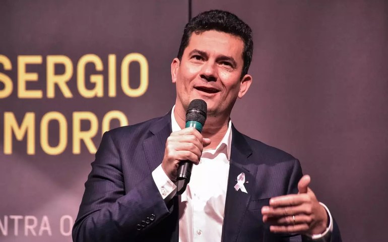 Sérgio Moro se oferece para sabatinar Lula no ‘JN’: ‘tenho experiência’,diz