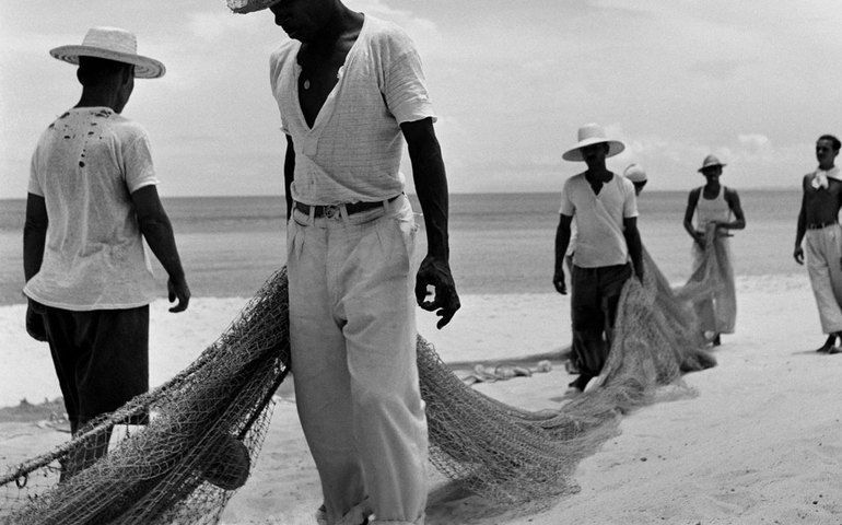 O humanismo revelado nas imagens de Thomas Farkas