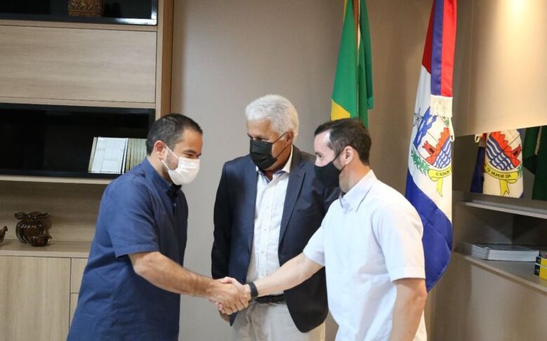 Marcelo Victor e Bruno Toledo se filiam ao Democratas; Victor deve presidir o União Brasil em Alagoas