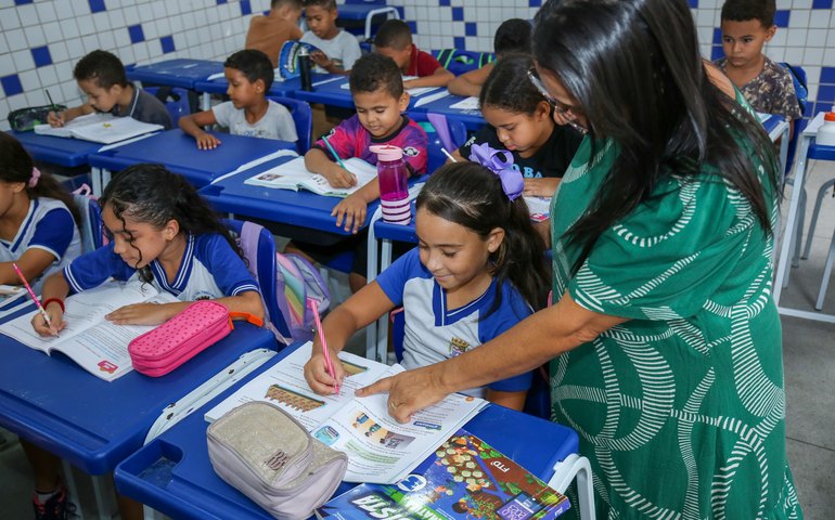 Prefeitura de Maceió reforça compromisso com a educação e bem-estar dos educadores