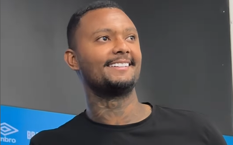 Kike Olivera e Luan Cândido mostram confiança por sucesso no Grêmio em apresentação