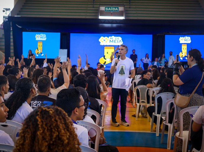 Com entrada em vigor do ECA Digital, Rafael Brito reforça projeto para barrar publicidade de apostas direcionada a crianças e adolescentes