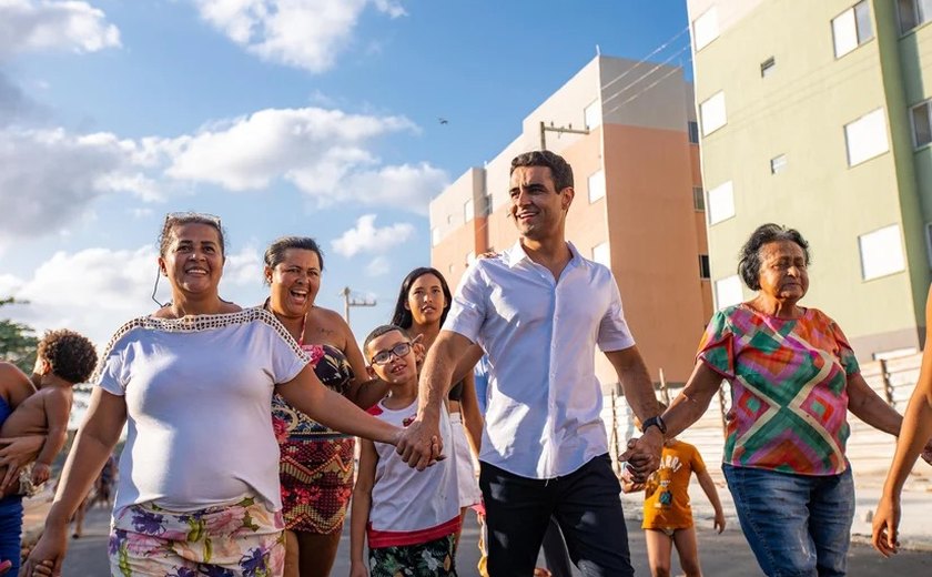 Prefeito JHC destaca investimentos em habitação em Maceió