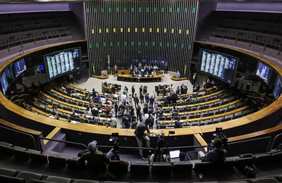 Câmara aprova urgências para votação de projetos com foco em educação