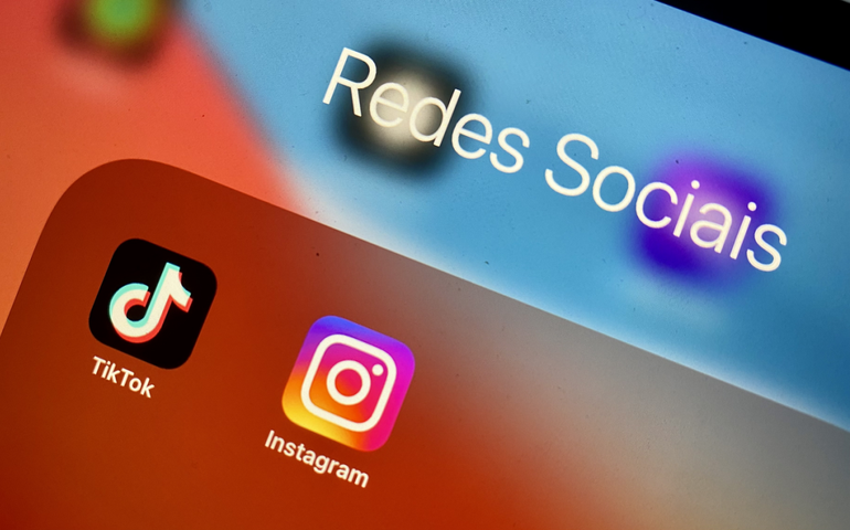 Pesquisa aponta Instagram e TikTok como redes que mais cresceram entre os times