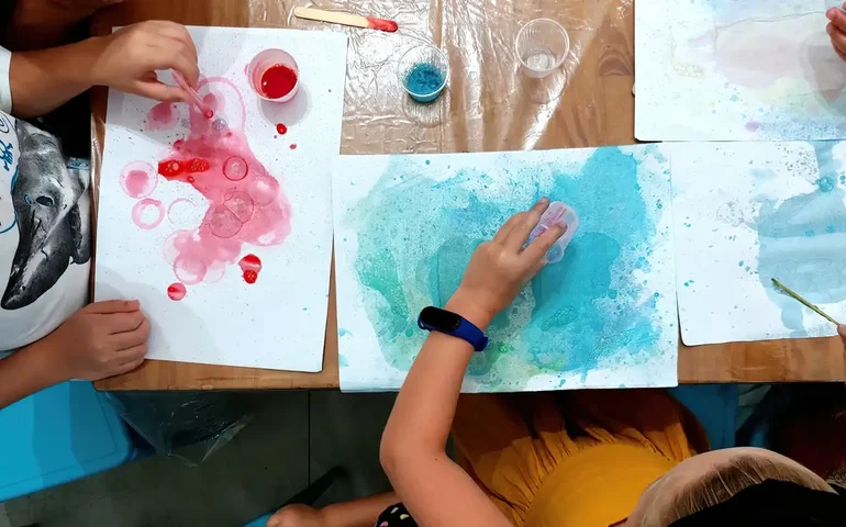 Museus oferecem programação especial para divertir as crianças