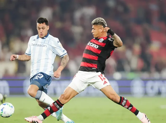 Flamengo encara Racing na Argentina por vaga na final da Libertadores
