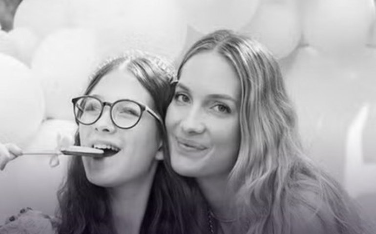 Morre aos 16 anos Anne Marie, filha da modelo Schynaider Moura