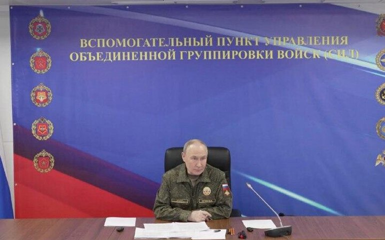 Putin afirma que Rússia recorrerá à força militar se Kiev rejeitar solução pacífica