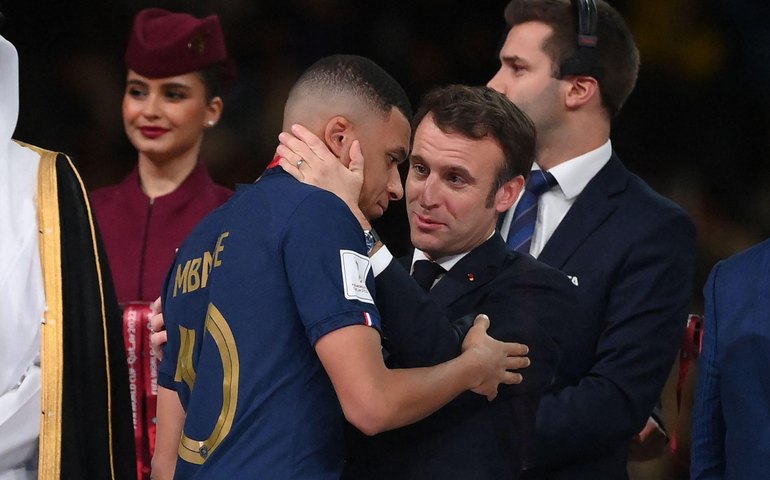 ‘Os Bleus fizeram-nos sonhar’, lamenta Macron após vitória da Argentina
